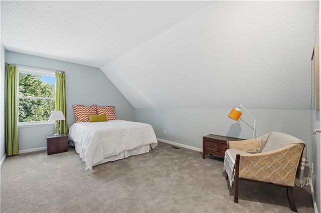 11728 W 108th Circle, Overland Park, KS 66210