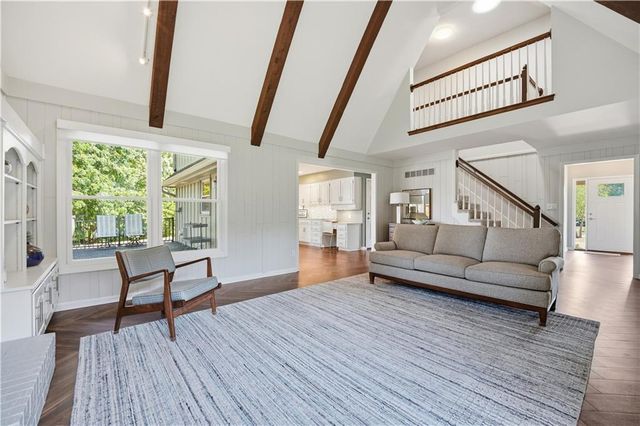 11728 W 108th Circle, Overland Park, KS 66210