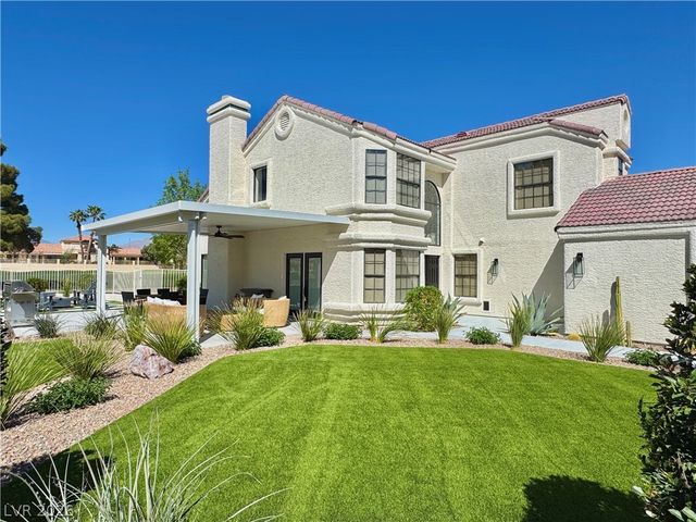 5269 Crooked Valley Drive, Las Vegas, NV 89149