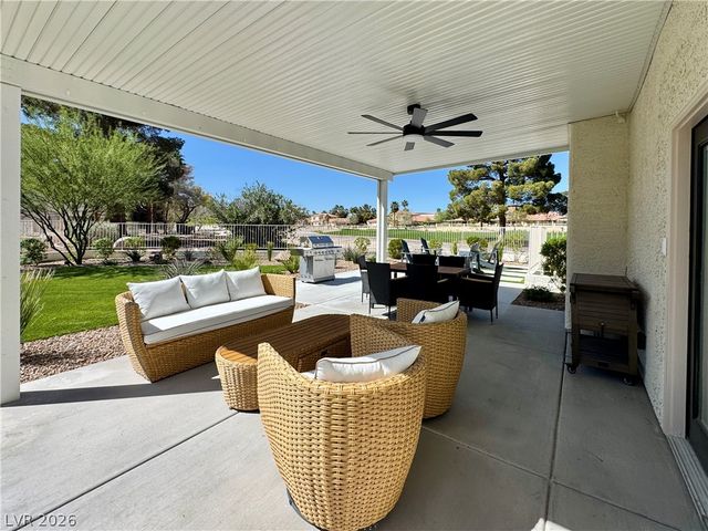 5269 Crooked Valley Drive, Las Vegas, NV 89149