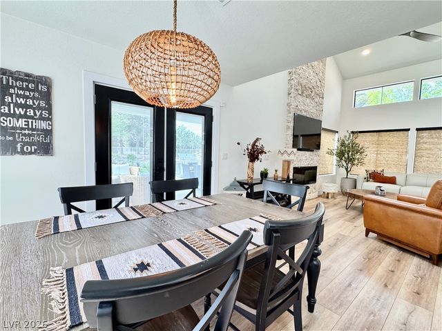 5269 Crooked Valley Drive, Las Vegas, NV 89149