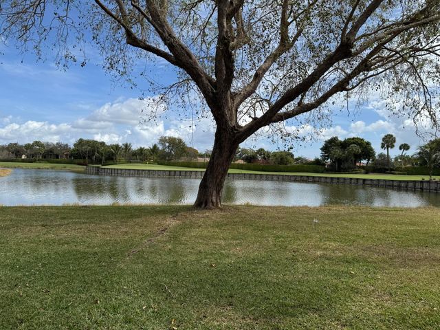 15350 Strathearn Drive 12501, Delray Beach, FL 33446