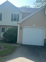 2464 Devonshire Court, Aurora, IL 60502