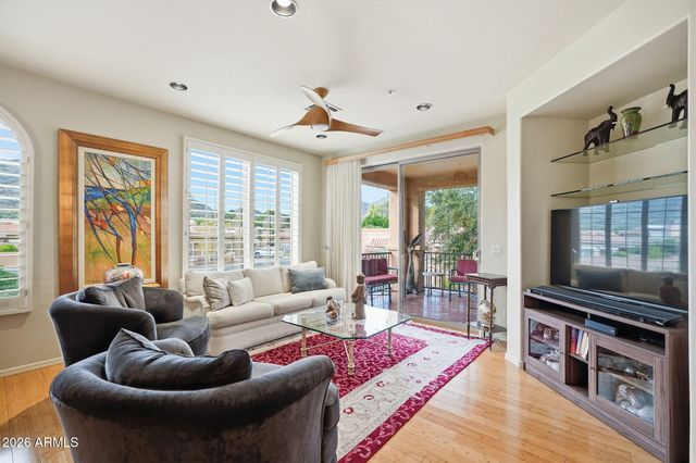 10655 N 9TH Street 212, Phoenix, AZ 85020