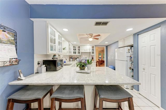 6207 COURTSIDE DRIVE 23, Bradenton, FL 34210