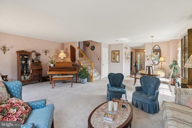 834 AMBER LN, West Chester, PA 19382