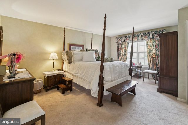 834 AMBER LN, West Chester, PA 19382