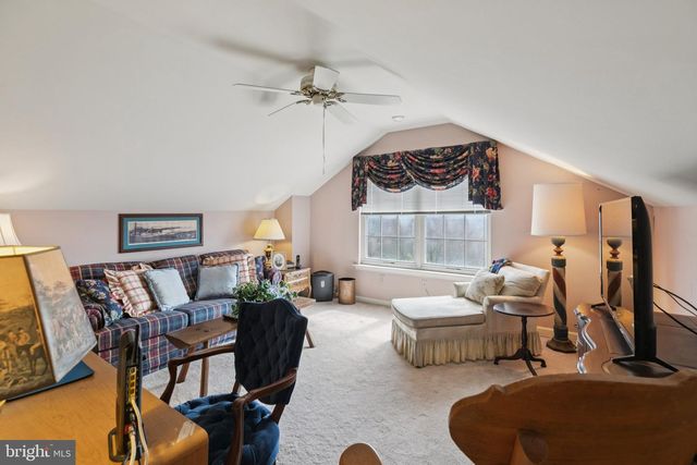 834 AMBER LN, West Chester, PA 19382