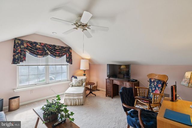 834 AMBER LN, West Chester, PA 19382