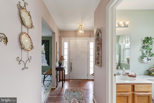 834 AMBER LN, West Chester, PA 19382