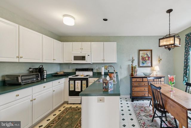 834 AMBER LN, West Chester, PA 19382