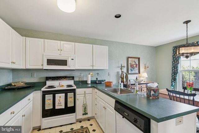 834 AMBER LN, West Chester, PA 19382