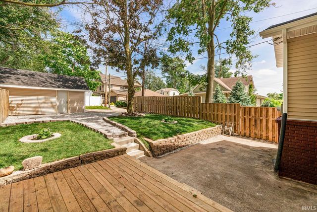 922 N Niles Avenue, South Bend, IN 46617