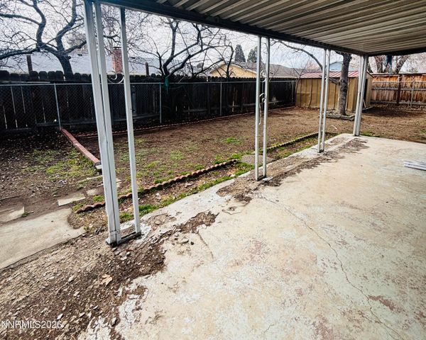 889 Glen Molly Drive, Sparks, NV 89434