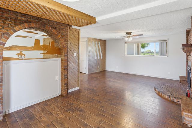5396 S 4700 W, Hooper, UT 84315