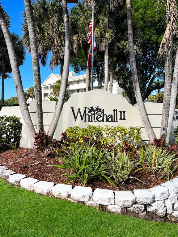 1709 Whitehall Drive 203, Davie, FL 33324