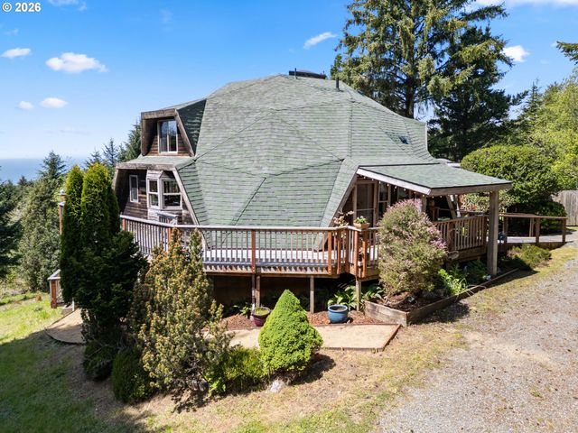 18698 CORNETT Rd, Brookings, OR 97415