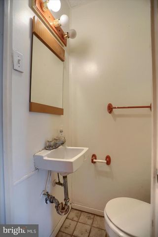 2417 N PULASKI ST, Baltimore, MD 21217