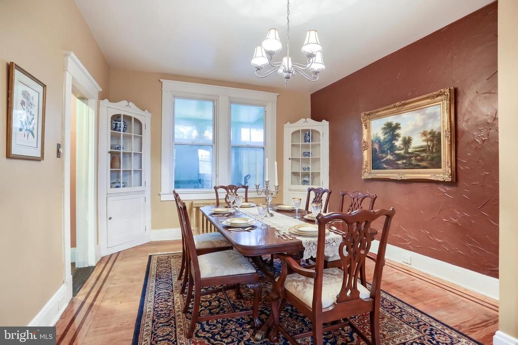 Image 11 of property listing at 2417 N PULASKI ST, Baltimore, MD 21217