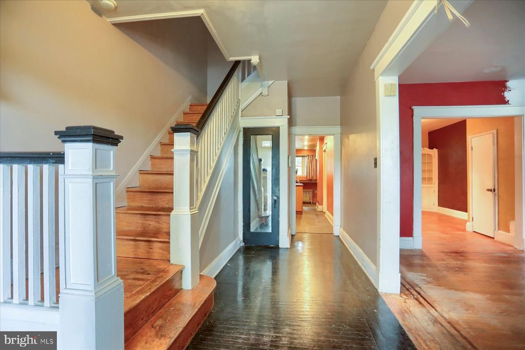 Image 6 of property listing at 2417 N PULASKI ST, Baltimore, MD 21217