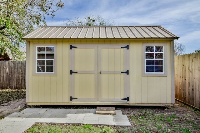 214 Gandy Street, Lipan, TX 76462