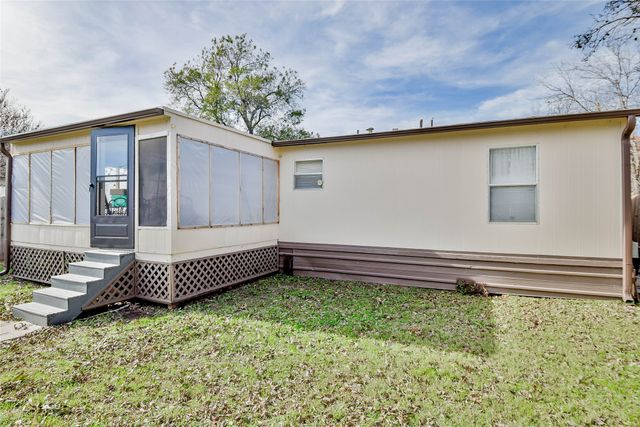 214 Gandy Street, Lipan, TX 76462