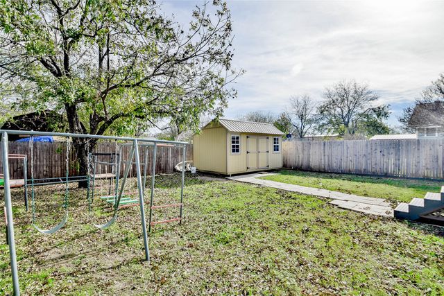 214 Gandy Street, Lipan, TX 76462