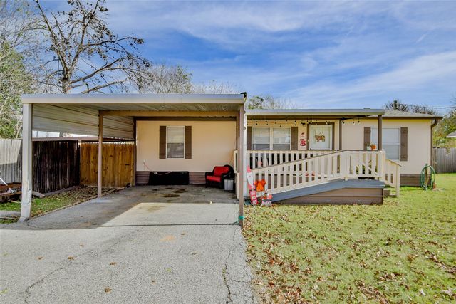 214 Gandy Street, Lipan, TX 76462