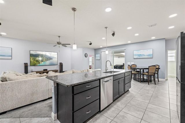 5811 VALENTINO WAY, Lakeland, FL 33812