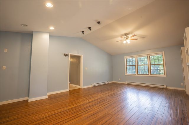 20 Watercress Court, Coventry, RI 02816