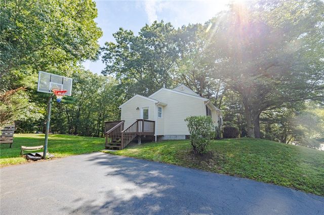 20 Watercress Court, Coventry, RI 02816