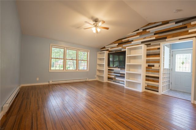 20 Watercress Court, Coventry, RI 02816
