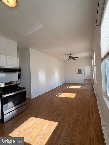 2198-98 E HUNTINGDON ST, Philadelphia, PA 19125