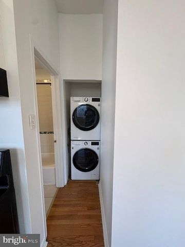 2198-98 E HUNTINGDON ST, Philadelphia, PA 19125