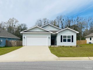 874 Windhill Dr, Cantonment, FL 32533