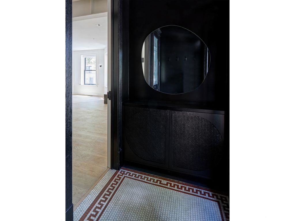 2039 N Humboldt Boulevard, Chicago, IL 60647 — photo 4