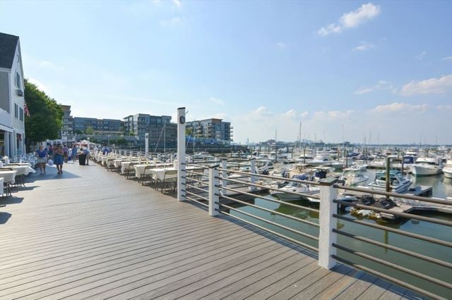 100 Marina Dr. 306, Quincy, MA 02171