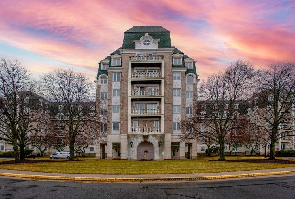 100 Marina Dr. 306, Quincy, MA 02171