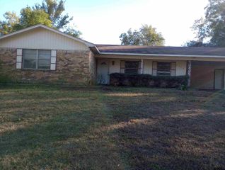 1525 E Don, Tyler, TX 75701