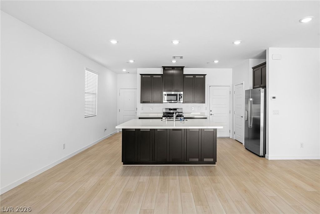 9561 Sagebrush Grove Street, Las Vegas, NV 89178 — photo 5