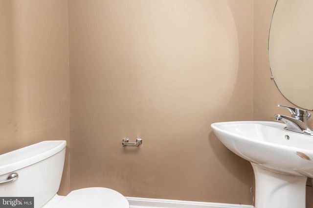 4021 BARRINGTON RD, Baltimore, MD 21207