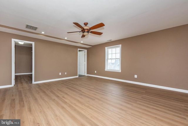 4021 BARRINGTON RD, Baltimore, MD 21207