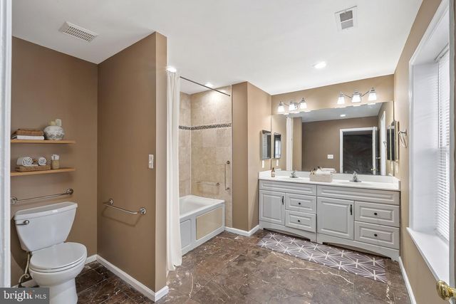 4021 BARRINGTON RD, Baltimore, MD 21207