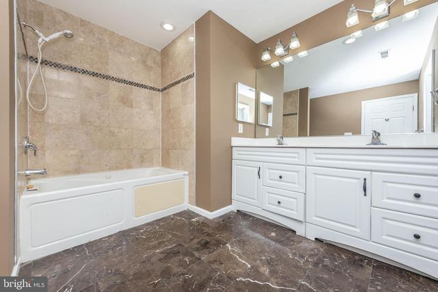 4021 BARRINGTON RD, Baltimore, MD 21207