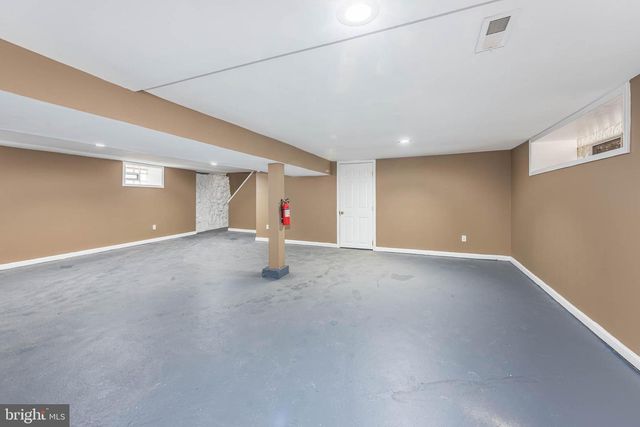 4021 BARRINGTON RD, Baltimore, MD 21207