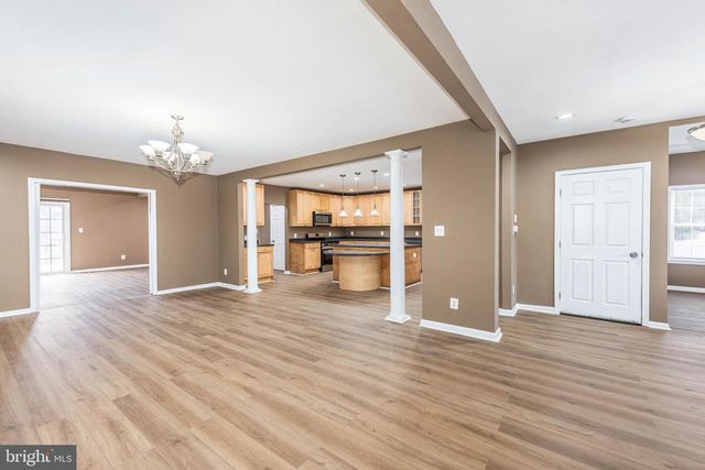 4021 BARRINGTON RD, Baltimore, MD 21207