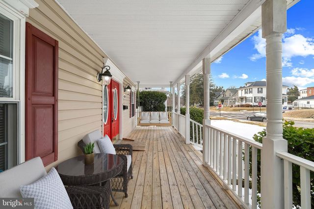 4021 BARRINGTON RD, Baltimore, MD 21207