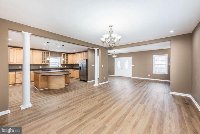 4021 BARRINGTON RD, Baltimore, MD 21207