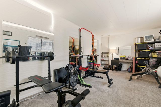 457 Loma Hermosa Drive NW, Albuquerque, NM 87105