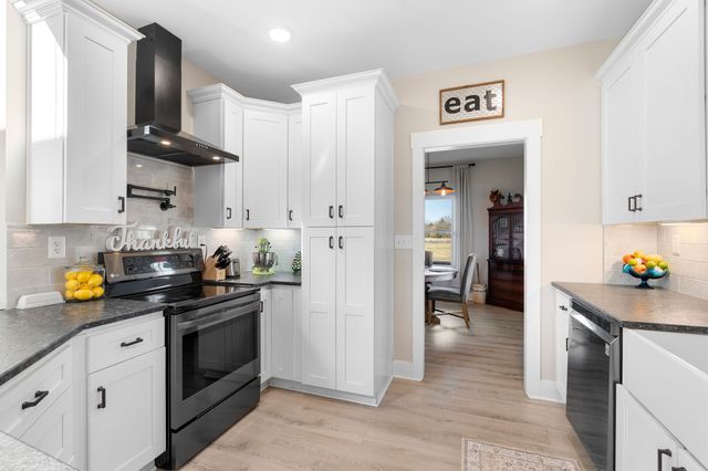 5650 Sledge Rd, Christiana, TN 37037